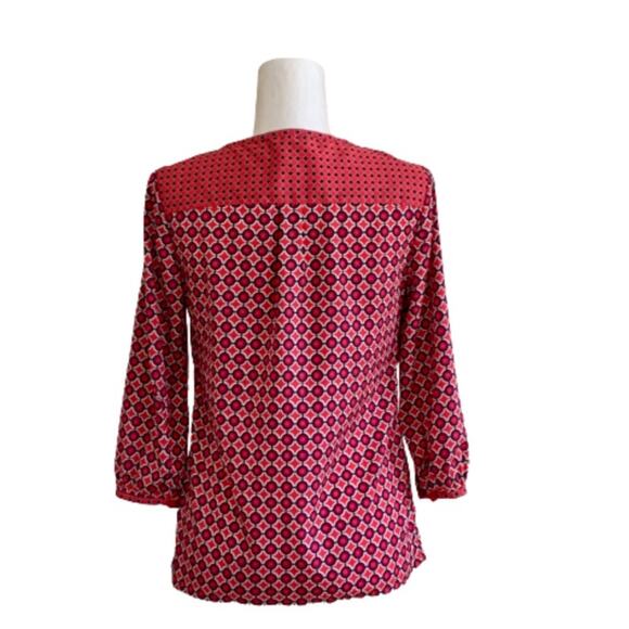 Banana Republic Blouse Top Red Pink Navy Circle Print Half Button Front Size XS - Picture 4 of 10